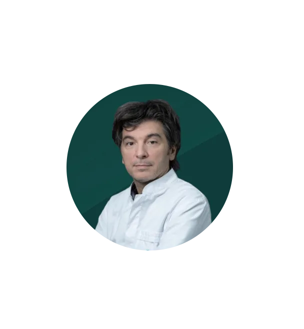 Portrait of Assist. Prof. Dr Stanko Petrović, gastroenterologist and member of the Miren Medic medical team.
