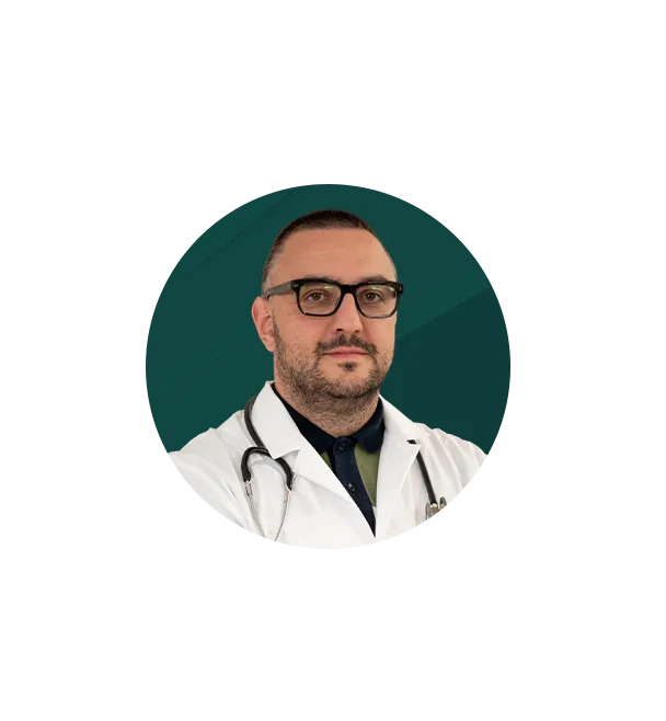 Portrait of Dr Andreja Kovačević, internal medicine specialist and member of the Miren Medic medical team.